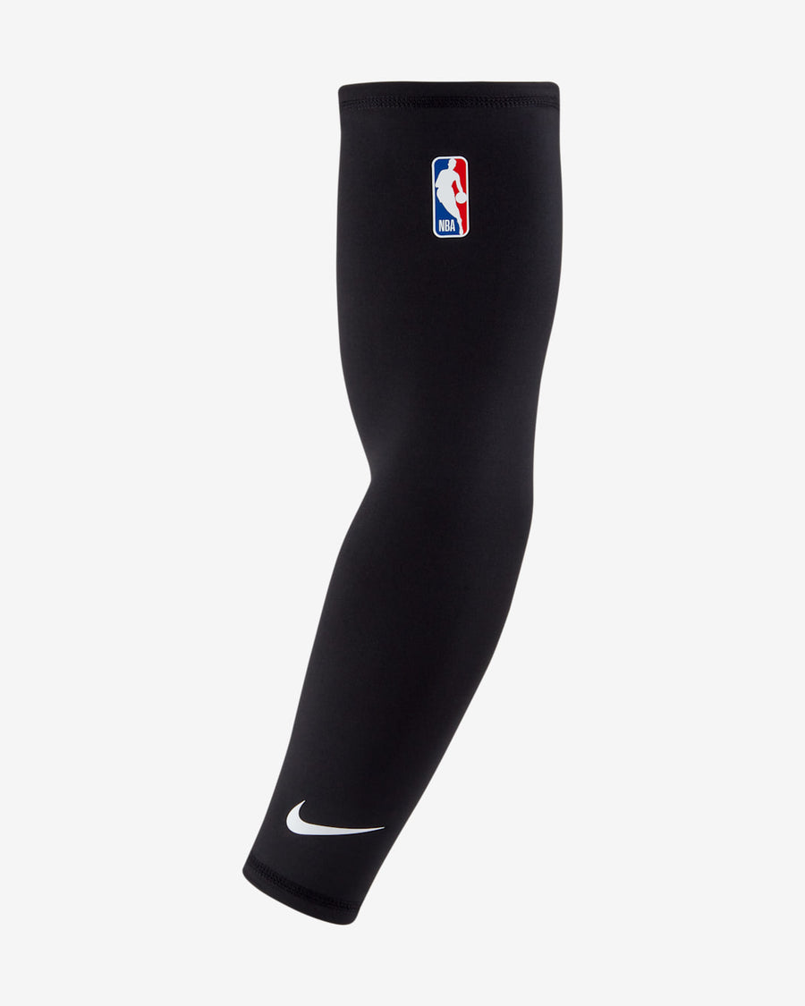 Photo officielle Nike NBA Shooter Sleeve noir blanc — vue produit